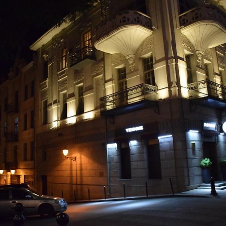 Rustaveli Modern Apartment Center Of Тбилиси Екстериор снимка