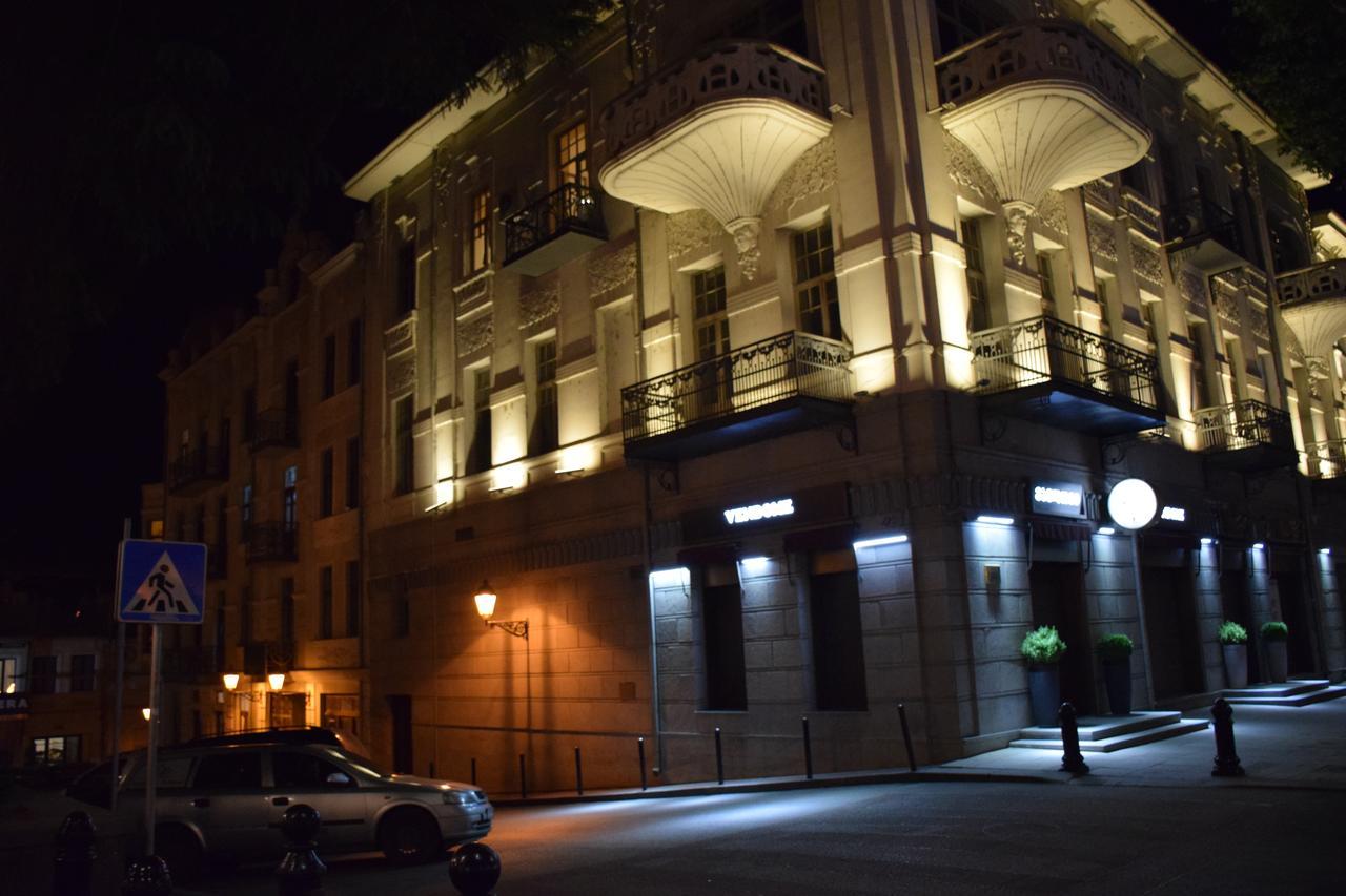 Rustaveli Modern Apartment Center Of Тбилиси Екстериор снимка